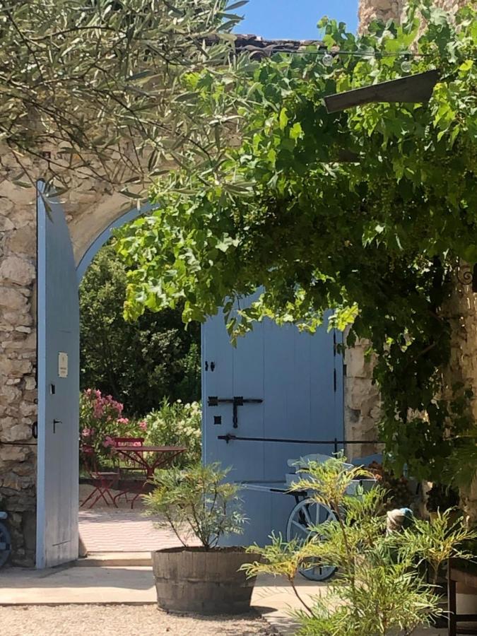 Le Tresor Des Templiers Hotell Malataverne Exteriör bild